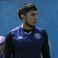 Incierto futuro del Titán: ¿Carlos Salcedo se queda sin cobrar su salario en Cruz Azul?