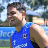 ¿Regresa contra Puebla? La publicación de Cruz Azul con el Toro Fernández y el ＂cerca＂ que ilusiona