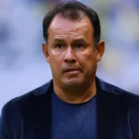 Juan Reynoso se rindió a los pies de la afición de Cruz Azul: ＂Han salido del clóset＂
