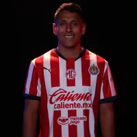 Chivas presentó a Luis Romo con fragmentos de la Novena de Cruz Azul: ＂Se deja el alma＂