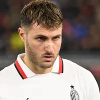 Fue campeón de la Champions League y sería el nuevo DT de Santiago Giménez en Milan