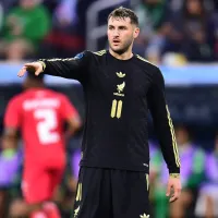 La mala racha de Santiago Giménez pese a ser campeón de Nations League con la Selección Mexicana