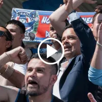 Víctor Velázquez alentó a Cruz Azul con la barra en las instalaciones de La Noria