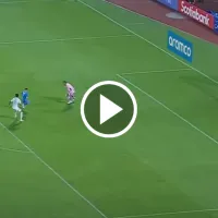 Lo que se comió Nacho Rivero: El charrúa falla un mano a mano en el Cruz Azul vs. Tigres