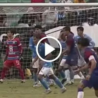 El cruel codazo que sufrió Raymundo Rubio ante Atlante y que indigna a todo Cruz Azul