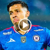 ¡Con la mira desviada! Ángel Sepúlveda pierde un gol increíble en el debut de Cruz Azul vs Mazatlán