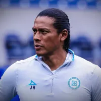 Joel Huiqui resume la identidad de Cruz Azul con Nicolás Larcamón en tan solo 3 palabras