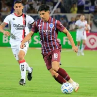 Potencia y altura: así juega Salomón Rodríguez, el 9 que busca Colo Colo