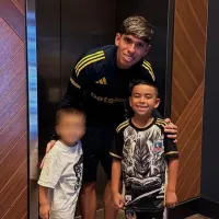 No se olvida de Colo Colo: Carlos Palacios cumple el sueño de pequeño hincha albo en Miami
