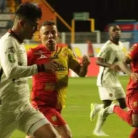 Herediano y Alajuelense empataron en un partidazo por la ida de las semifinales