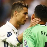 Cristiano Ronaldo le da la espalda a Keylor Navas