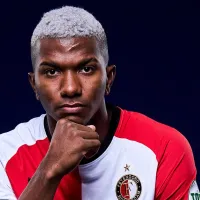 El problema que complica la situación de Jeyland Mitchell en Feyenoord