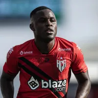 El problema de Joel Campbell en Brasil que lo obligó a mandar un mensaje de auxilio