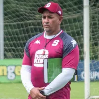 La peor cara de José Giacone que sorprende a sus jugadores en Saprissa