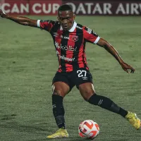 “No ha sido difícil”: Ian Lawrence le responde a la afición de Alajuelense de la manera menos pensada