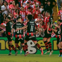 Otros clubes lo quieren: Alajuelense negocia con un futbolista que podría irse libre en 2025