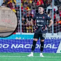 Tensión en Alajuelense: la afición amenaza a los jugadores y Leo Moreira se lleva la peor parte con este mensaje