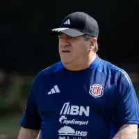 ＂Por el manejo del vestidor＂: así fue la primera pelea del Piojo Herrera en Costa Rica