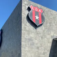 Alajuelense toma una drástica medida en busca de fichajes