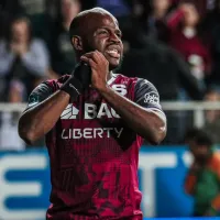 Javon East le responde a un ídolo de Saprissa