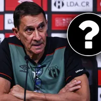 No hay paz: dirigente de Alajuelense contradice a Guimaraes y dice algo que enfurecerá a la afición