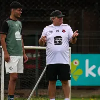 Mientras Machillo Ramírez quiere pasar la escoba, Alajuelense le marca la cancha con una postura que puede generar problemas internos
