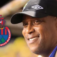 Hernán Medford no para: Marquense se reforzaría con otra joya de Municipal para el Apertura 2025