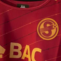 Tiene 16 años, juega en Saprissa y FIFA lo destacó como una de las grandes promesas del fútbol internacional