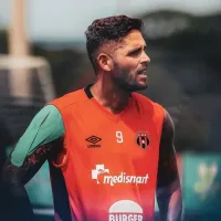 Mientras Jonathan Moya cobra 14 mil dólares en Alajuelense, esto es lo que le ofrecerían desde Arabia Saudita