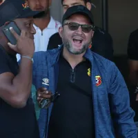 Hernán Medford sin vueltas: el pedido del DT de Herediano que pone contra las cuerdas a Jafet Soto