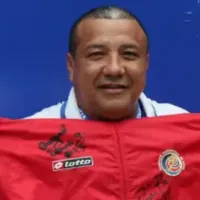 Fue campeón en Alajuelense y mundialista con Costa Rica, pero ahora trabaja armando cajas de cartón: “Los planes no salieron como quería”