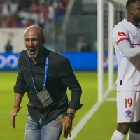 Eduardo Espinel mete presión a Pedro Troglio tras quedar bicampeón con Olimpia