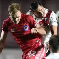 Sin solución: la alarmante estadística de River en pelota parada