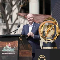 Gianni Infantino, presidente de FIFA, visitó una de las sedes de River en el Mundial de Clubes 2025: Rose Bowl, en California