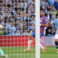 VIDEO: la chance clarísima que tuvo Echeverri en su debut con Manchester City para empatar la final