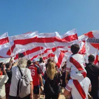 Fotos y videos: así fue el gran banderazo de River en Los Ángeles antes de jugar con Monterrey