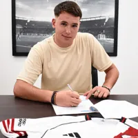 Otro juvenil blindado: Franco Jaroszewicz, arquero de Reserva, firmó su primer contrato profesional en River