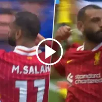 VIDEO  Imitó a Edinson Cavani: Mohamed Salah festejó haciendo el flechazo en Liverpool