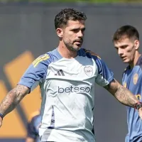 Fernando Gago sorprende en Boca con las dos duplas centrales que armó en la práctica