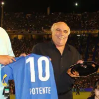 Osvaldo Potente fue ídolo de Maradona en Boca y hoy trabaja en una fábrica de trofeos