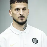 Video: Darío Benedetto erró un gol increíble en Olimpia y después se fue expulsado por una durísima patada