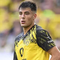 Aaron Anselmino debutó en Borussia Dortmund y los hinchas ya lo aman: “Es una bestia”