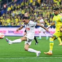 Aviso de bomba retrasó comienzo de partido del Toulouse de Suazo
