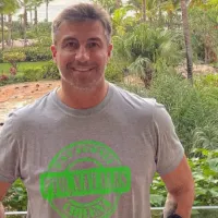 Fernando Solabarrieta reaparece en RR.SS