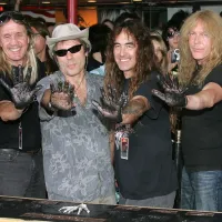 Histórico momento viven fans de Iron Maiden al cantar en vivo un éxito