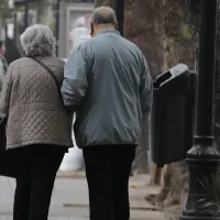 Baja vacunación contra la influenza alerta a los adultos mayores
