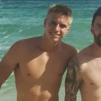 Messi comparte sus vacaciones con el hijo de una leyenda