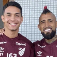 Vidal ya pasea con nuevo dorsal en el Paranaense