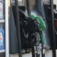 ¿Sube o baja la bencina hoy? Revisa el precio de los combustibles este jueves 20 de julio