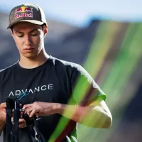 El camino de Víctor Bicho Carrera para ser campeón mundial de parapente acrobático